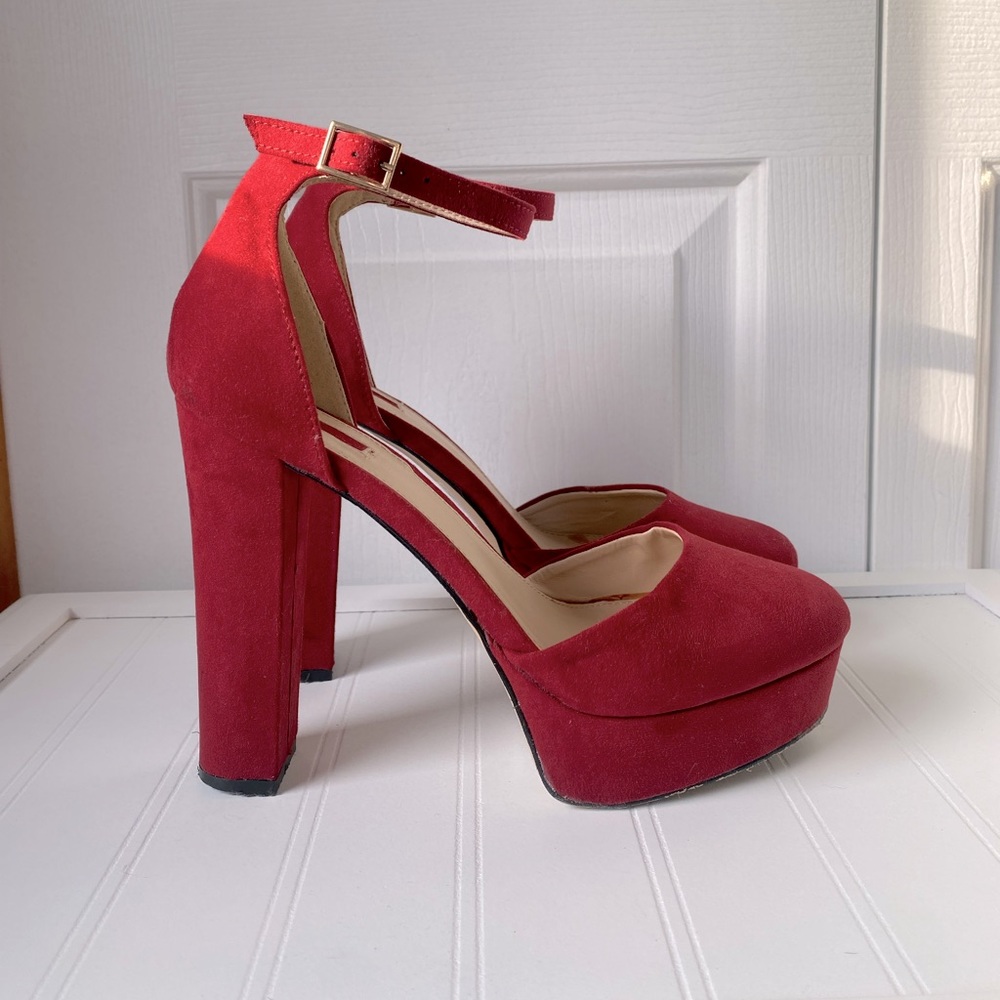 Forever 21 platform heels!